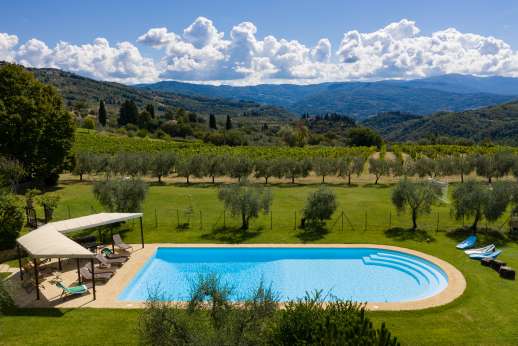 La Villa di Petroio - The pool with stunning views