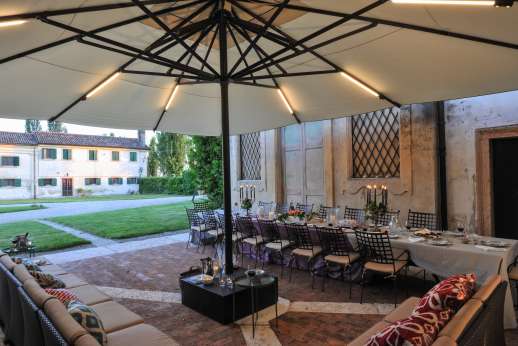 Weddings at Villa Zambonina (x 18 people)