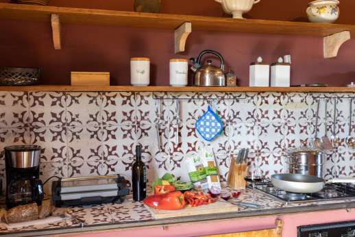 Tra Sanvento - Guest house masonry kitchen