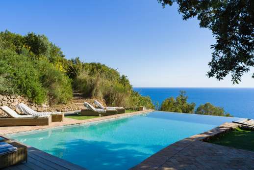 Spini Bianchi - The private infinity-edge swimming pool is set two terraces below the house.