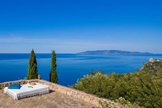 Spini Bianchi - A lower terrace with stunning views out to sea.