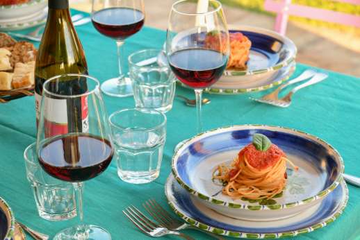 Acqua e Miele - Eat freshly made pasta with a cook service available & organised by our concierge service