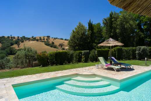 Il Chiesino - At Il Chiesino each of the rooms enjoy tremendous views across lovely countryside.