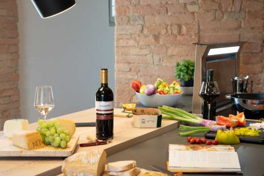 PodereSole -  Our team can organise private cooking classes to wine tastings
