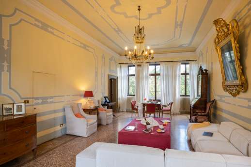 Villa Michiel - Air conditioned sitting room.