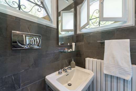 Villa Michiel - A second bathroom.