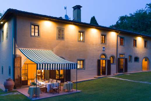 Poggio Ai Grilli - View of the well maintained gardens