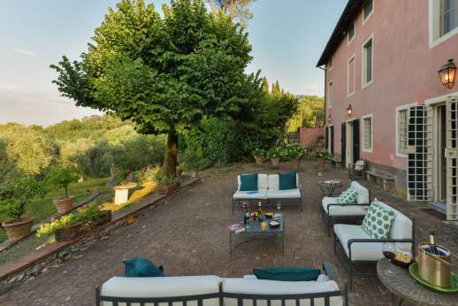 La Gattaiola - La Gattaiola is a particularly pretty 18th century farmhouse.