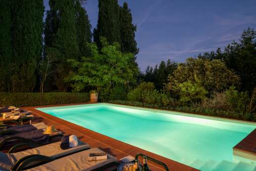 Vecchia Fattoria - The pool for use in the evenings