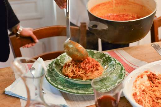 Montesassi -Well equipped.