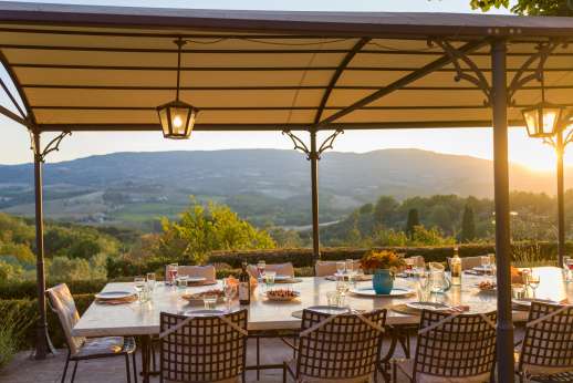 Villa Astori - Lounging area in the garden.
