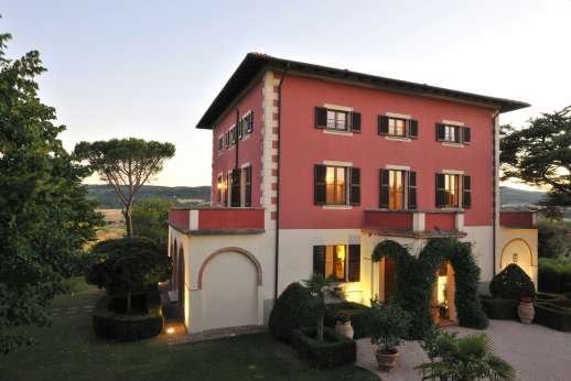 Villa Astori - Villa Astori a luxury hilltop villa near to Montepulciano.
