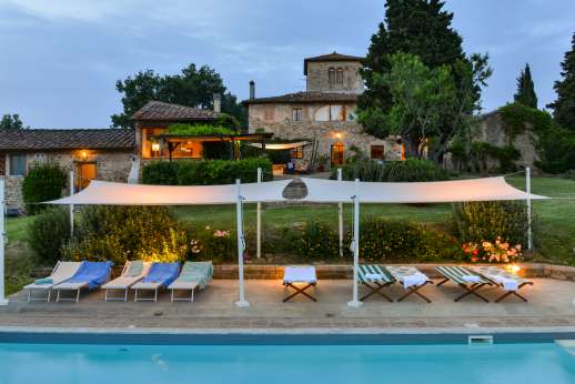 Tizzano - Ideally arranged seating for relaxing outdoors at all hours.