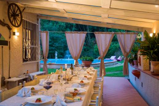 Villa Denise (x 8 people) with Staff and Cook - Traditional working pizza oven at the villa