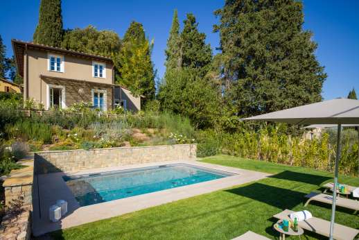 Fontegaia - The private heated swimming pool is set in the terraced front garden
