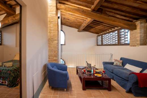 La Piana - First floor seating area between the bedrooms