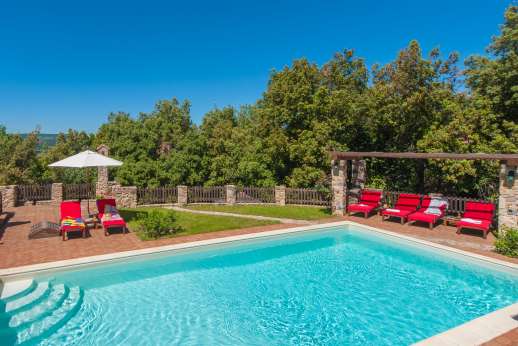 Querciatello - The private 4.5 x 10 meters/14 x 32 feet swimming pool.