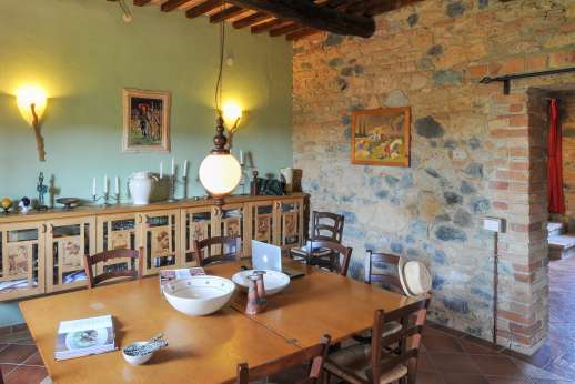 Querciatello - Dining room.