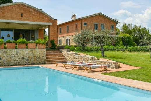 La Casa del Chiu', Steps lead down from the dining terrace to the large private heated swimming pool
