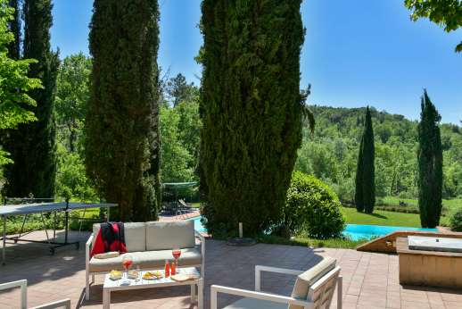Villa D'Elsa - The dining loggia at the back of the villa