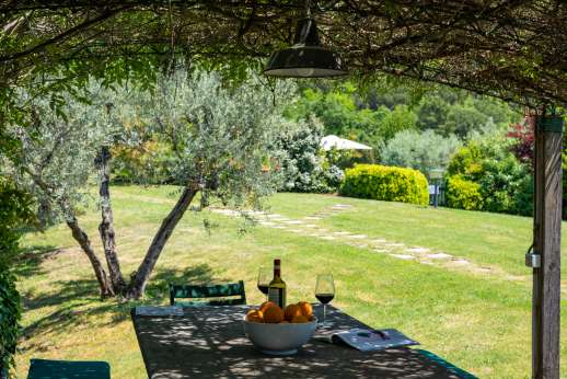 Casalta - A beautiful villa surrounded by rolling hills and olive groves