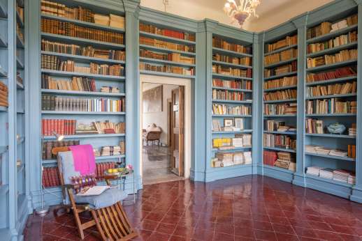 Villa Zambonina (x 18 people) with Staff & Cook