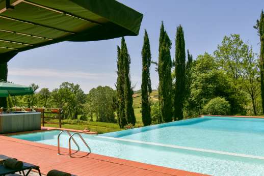 Villa D'Elsa (x 14 people) with Staff & Cook