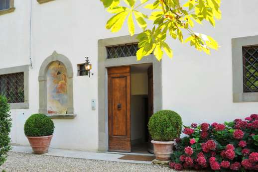 Villa Di Masseto (x 16 people) with Staff & Cook