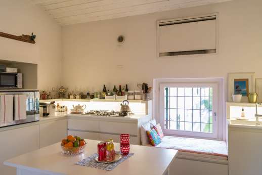 Villa Zambonina (x 18 people) with Staff & Cook