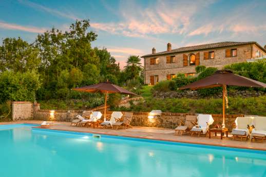 Palazzo Cheto - Palazzo Cheto is a magnificent luxurious property with private swimming pool