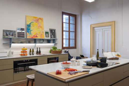 Villa Zambonina (x 18 people) with Staff & Cook
