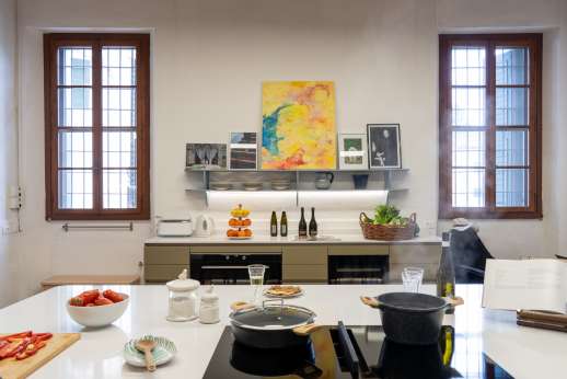 Villa Zambonina (x 18 people) with Staff & Cook