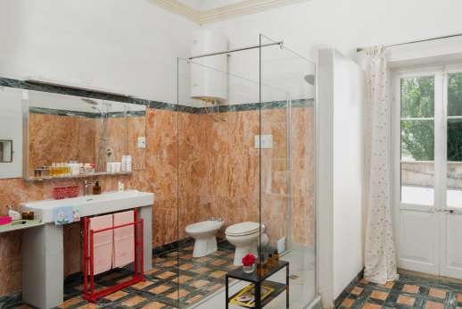 Villa Zambonina (x 18 people) with Staff & Cook