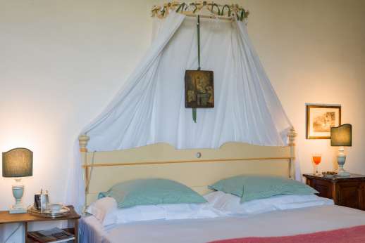 Villa Zambonina (x 18 people) with Staff & Cook