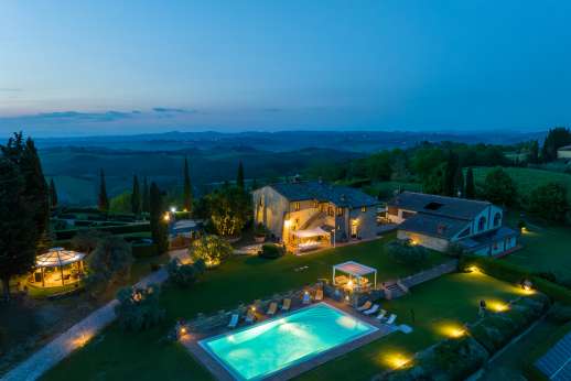 San Leolino (x 10 people) with Staff and Cook - The swimming pool is set on a lower terrace enjoying stunning views.