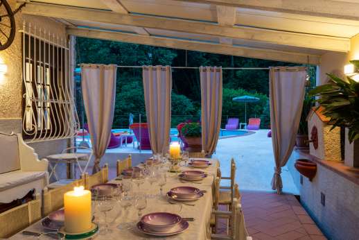 Villa Denise (x 8 people) with Staff and Cook - Traditional working pizza oven at the villa
