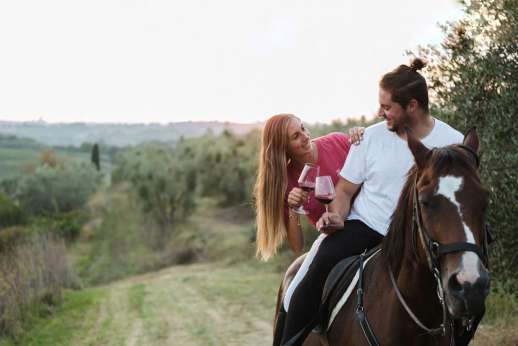 Vineyard Horseback Riding Tour & Wine Tasting in Tuscany