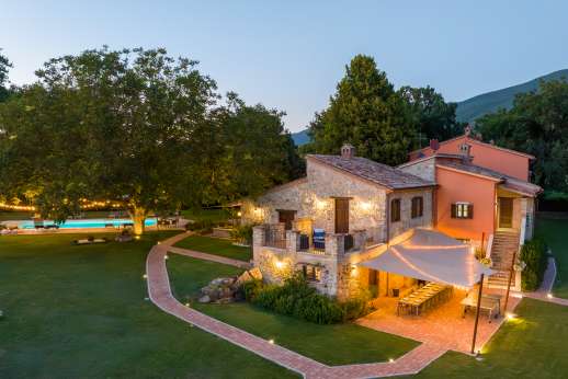 Solomonio - The villa set within beautifully kept lawns