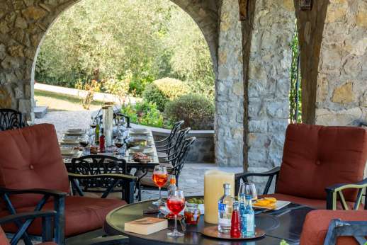 Cipresso Dorato - Dining loggia