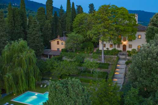 Villa Di Masseto (x 16 people) with Staff & Cook