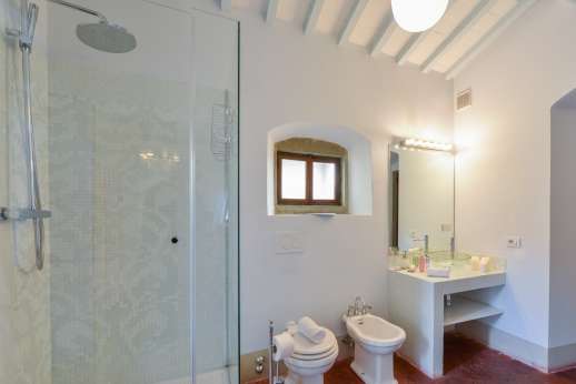 Villa Di Masseto (x 16 people) with Staff & Cook