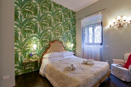 Villa Di Masseto (x 16 people) with Staff & Cook