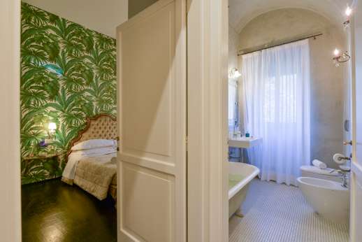 Villa Di Masseto (x 16 people) with Staff & Cook