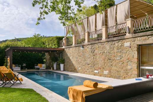 Villa Albizi - Villa Albizi is a beautiful 16th century classical villa in Chianti