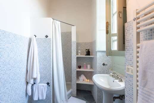 Santi Terzi - Ensuite bathroom
