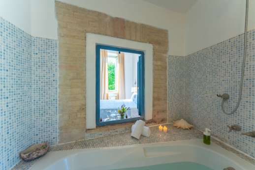 Santi Terzi - Ensuite bathroom