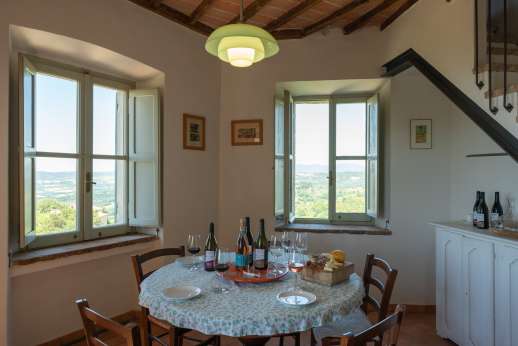 Santi Terzi (x 14 people) with Staff and Cook - Breakfast room