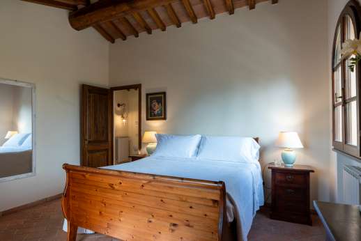 Casa Tara - Guest house, air conditioned double bedroom.