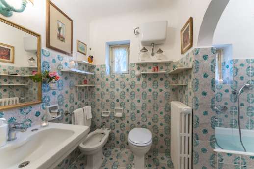 Villa San Martin - Second floor air-conditioned double bedroom