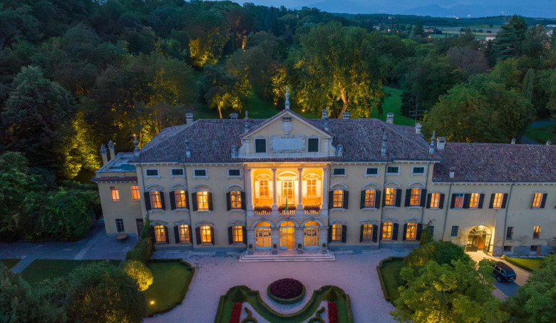 Villa Sigurtà Venice & Verona villas